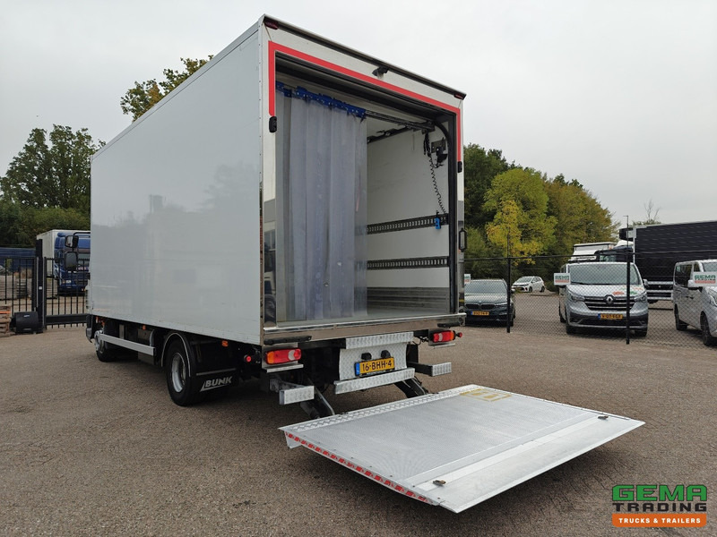 DAF LF 210 FA 4x2 Dagcab Euro6A - Koel/Vriesbak 5.5M + Carrier Supra 550 + Laadklep 2000KG - 173.000KM! - Kühlkoffer LKW: das Bild 2 DAF LF 210 FA 4x2 Dagcab Euro6A - Koel/Vriesbak 5.5M + Carrier Supra 550 + Laadklep 2000KG - 173.000KM! - Kühlkoffer LKW: das Bild 2