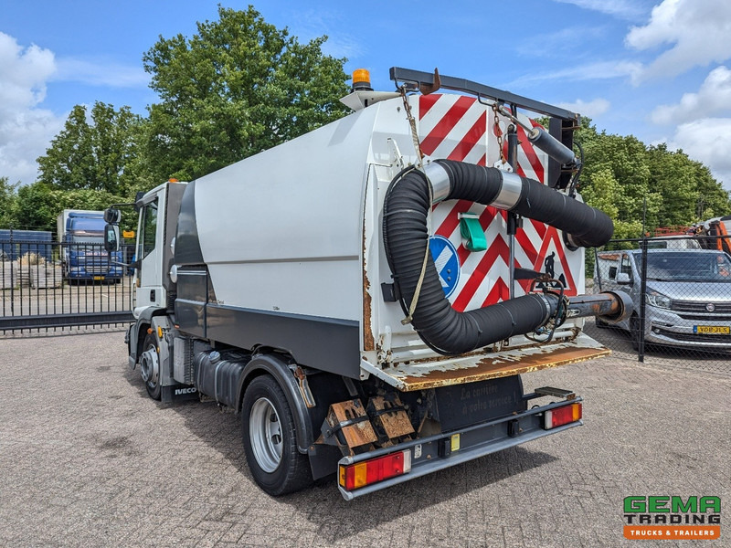 Iveco 140E21 4x2 Dagcab Euro3 - Schmidt SK500R - Hydrostaat - Kehrmaschine: das Bild 3 Iveco 140E21 4x2 Dagcab Euro3 - Schmidt SK500R - Hydrostaat - Kehrmaschine: das Bild 3
