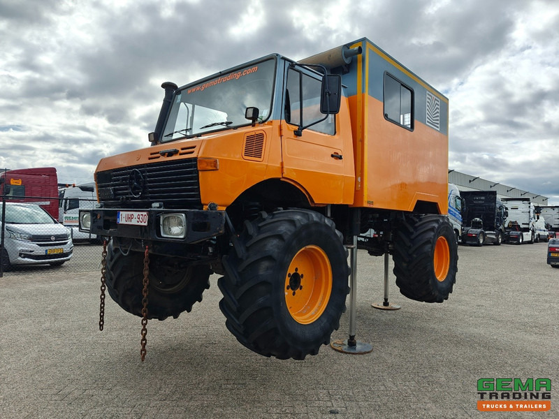 Mercedes-Benz Unimog 1300L 4x4 Handgeschakeld - GeslotenBak - PTO - Hydr. steunpoten - Webasto - SondeerWagen - LKW: das Bild 1 Mercedes-Benz Unimog 1300L 4x4 Handgeschakeld - GeslotenBak - PTO - Hydr. steunpoten - Webasto - SondeerWagen - LKW: das Bild 1