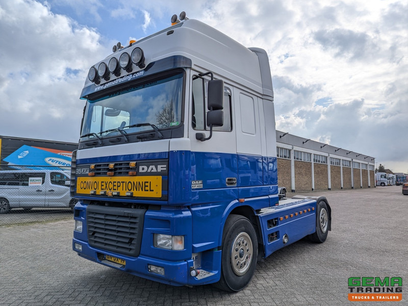 DAF 95XF.480 4x2 Superspacecab Euro3 - Handgeschakeld - Limited Edition Interieur - Side Skirts - Luchthoorns - Sattelzugmaschine: das Bild 1 DAF 95XF.480 4x2 Superspacecab Euro3 - Handgeschakeld - Limited Edition Interieur - Side Skirts - Luchthoorns - Sattelzugmaschine: das Bild 1