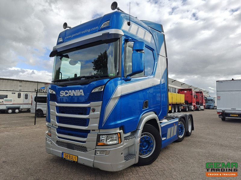 Scania R450 6x2/4 Highline Euro6C - 66T - Hydrauliek - Vollucht - SMARTTacho V2 - 06/2026 APK - Sattelzugmaschine: das Bild 1 Scania R450 6x2/4 Highline Euro6C - 66T - Hydrauliek - Vollucht - SMARTTacho V2 - 06/2026 APK - Sattelzugmaschine: das Bild 1