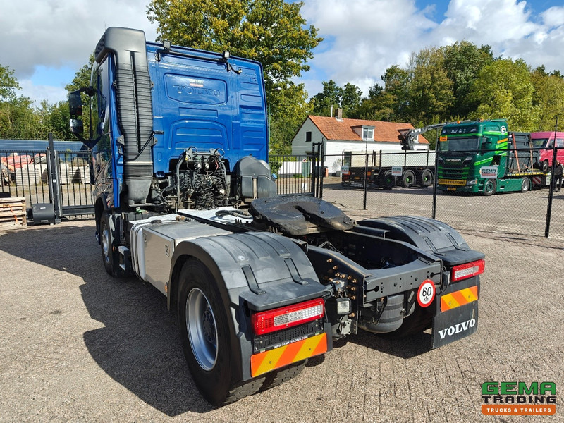 Volvo FH460 4x2 Globetrotter Euro6 - Hydrauliek - Naafreductie - 282.000KM Origineel! - Sattelzugmaschine: das Bild 4 Volvo FH460 4x2 Globetrotter Euro6 - Hydrauliek - Naafreductie - 282.000KM Origineel! - Sattelzugmaschine: das Bild 4