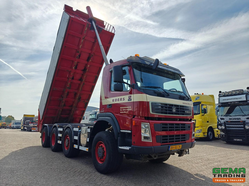 Terberg FM2000-T 8x8/6 Dagcab Euro5 - Kipper 20m³ - Milieu Kleppen - NaafReductie- LuchtGeveerd - 07/2026 APK - Kipper: das Bild 2 Terberg FM2000-T 8x8/6 Dagcab Euro5 - Kipper 20m³ - Milieu Kleppen - NaafReductie- LuchtGeveerd - 07/2026 APK - Kipper: das Bild 2