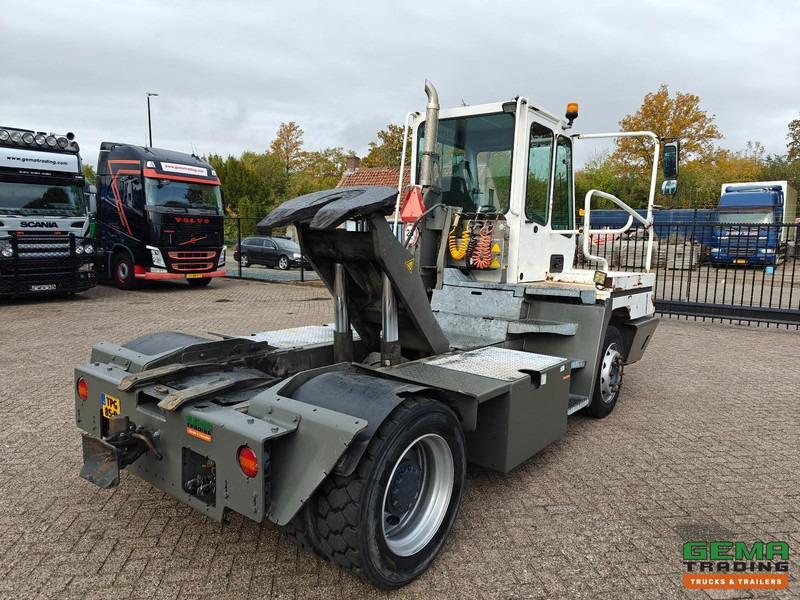 Terberg YT222 Gereviseerde Allison Versnellingsbak - Schotel 27T - Vangmuil - Cummins - Landbouw Kenteken 40km/h - Terminaltraktor: das Bild 3 Terberg YT222 Gereviseerde Allison Versnellingsbak - Schotel 27T - Vangmuil - Cummins - Landbouw Kenteken 40km/h - Terminaltraktor: das Bild 3