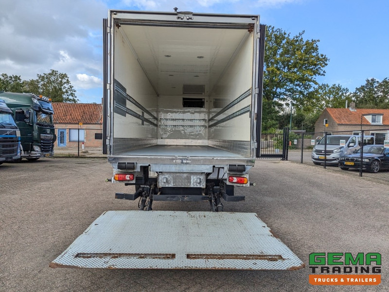 Volvo FL210 4x2 Daycab 18Ton Euro5 Handgeschakeld - Koel-VriesBak 8.38M - Frigo Block - Laadklep 1500KG (V803) - Isotherm LKW: das Bild 5 Volvo FL210 4x2 Daycab 18Ton Euro5 Handgeschakeld - Koel-VriesBak 8.38M - Frigo Block - Laadklep 1500KG (V803) - Isotherm LKW: das Bild 5