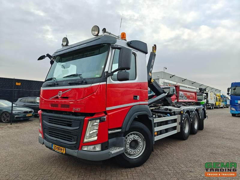 Volvo FM 460 8x4/4 Dagcabine Euro6B - HaakarmSysteem Hyvalift 30.62S 30T - NaafReductie - Lift/NaloopAs - Vangmuil - Abrollkipper: das Bild 1 Volvo FM 460 8x4/4 Dagcabine Euro6B - HaakarmSysteem Hyvalift 30.62S 30T - NaafReductie - Lift/NaloopAs - Vangmuil - Abrollkipper: das Bild 1