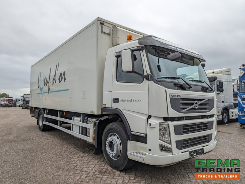 Volvo FM330 4x2 Daycab Euro5 KuikenBak 8.2m + Webasto Heater + Dhollandia 2000KG (V799) - Kühlkoffer LKW: das Bild 4 Volvo FM330 4x2 Daycab Euro5 KuikenBak 8.2m + Webasto Heater + Dhollandia 2000KG (V799) - Kühlkoffer LKW: das Bild 4