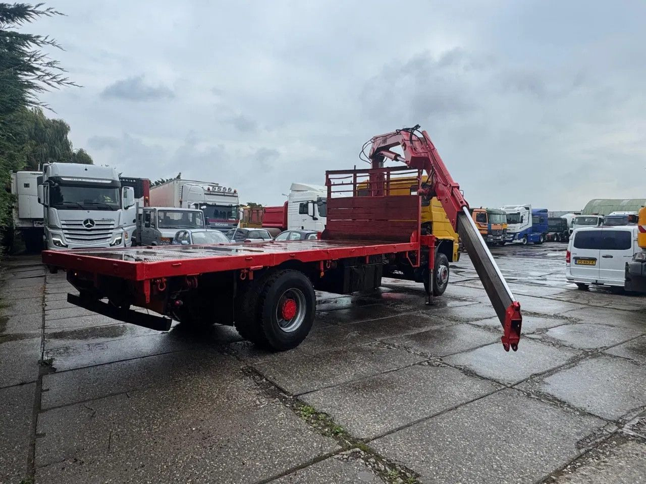 DAF 2300 4X2 Platform + Crane Spring/Spring German t - Pritsche LKW: das Bild 4 DAF 2300 4X2 Platform + Crane Spring/Spring German t - Pritsche LKW: das Bild 4