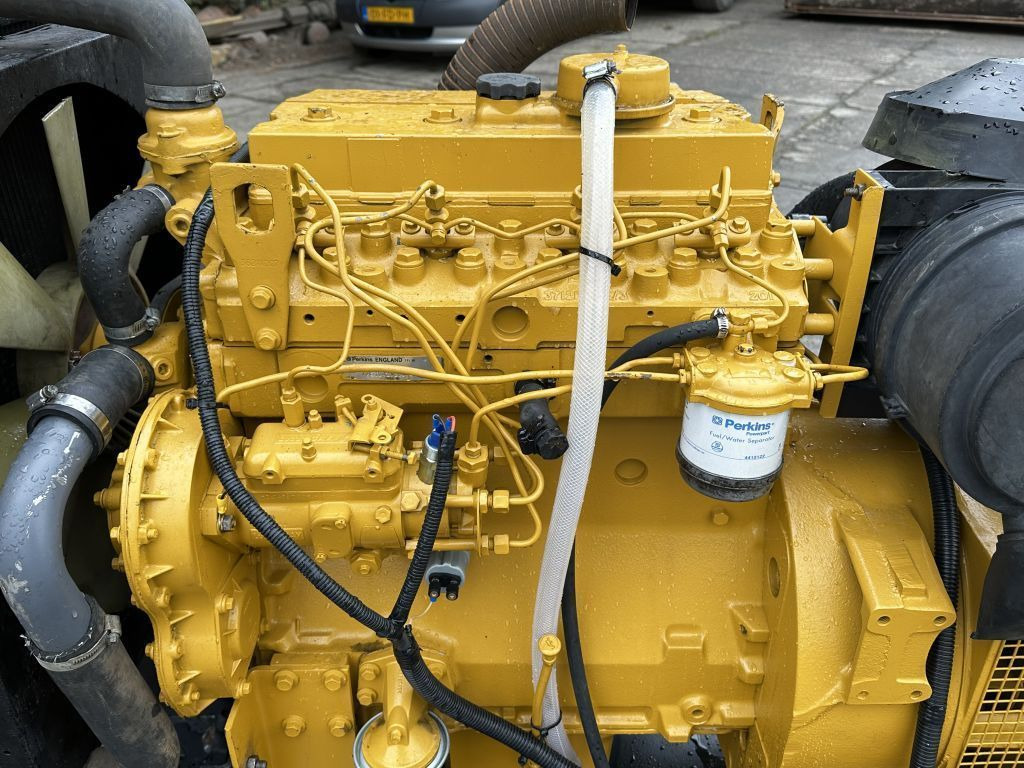 Olympian 60KVA Generator 3 Phase Olympian 60KVA Generator 3 Phase - Stromgenerator: das Bild 5 Olympian 60KVA Generator 3 Phase Olympian 60KVA Generator 3 Phase - Stromgenerator: das Bild 5