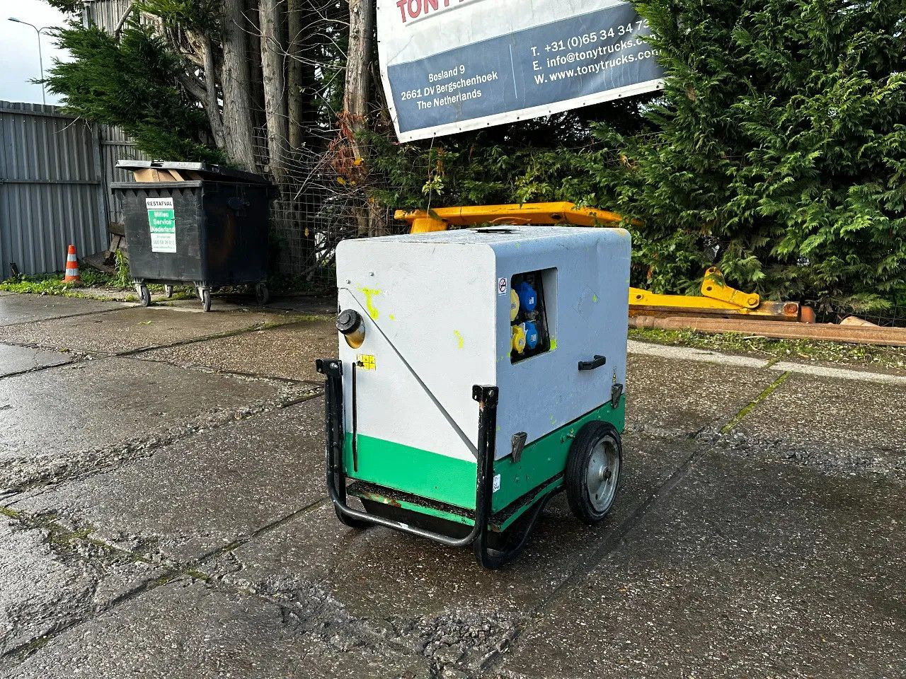 Pramac P6000S2 6KVA Generator Pramac P6000S2 6KVA Generator - Stromgenerator: das Bild 3 Pramac P6000S2 6KVA Generator Pramac P6000S2 6KVA Generator - Stromgenerator: das Bild 3