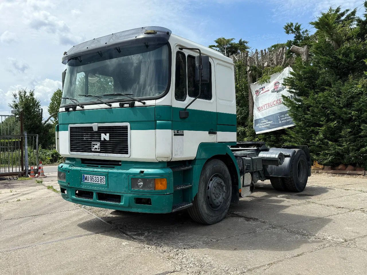 MAN 19.403 4X2 Tractor-unit Spring/Air ZF Manual Gea - Sattelzugmaschine: das Bild 2 MAN 19.403 4X2 Tractor-unit Spring/Air ZF Manual Gea - Sattelzugmaschine: das Bild 2