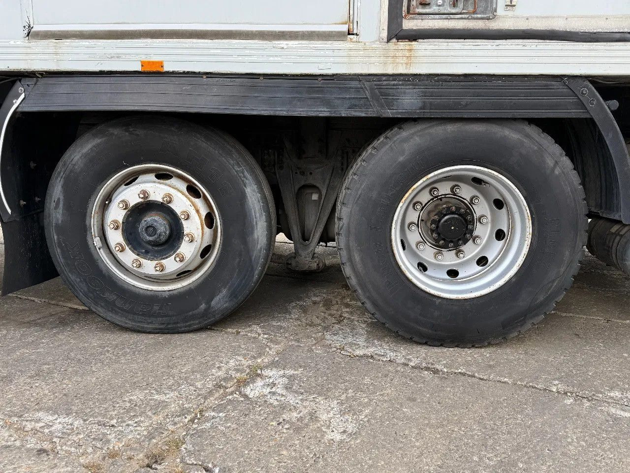 Volvo FH 12.420 6X2 Frigo Spring/Air Manual Gearbox TO - Kühlkoffer LKW: das Bild 5 Volvo FH 12.420 6X2 Frigo Spring/Air Manual Gearbox TO - Kühlkoffer LKW: das Bild 5