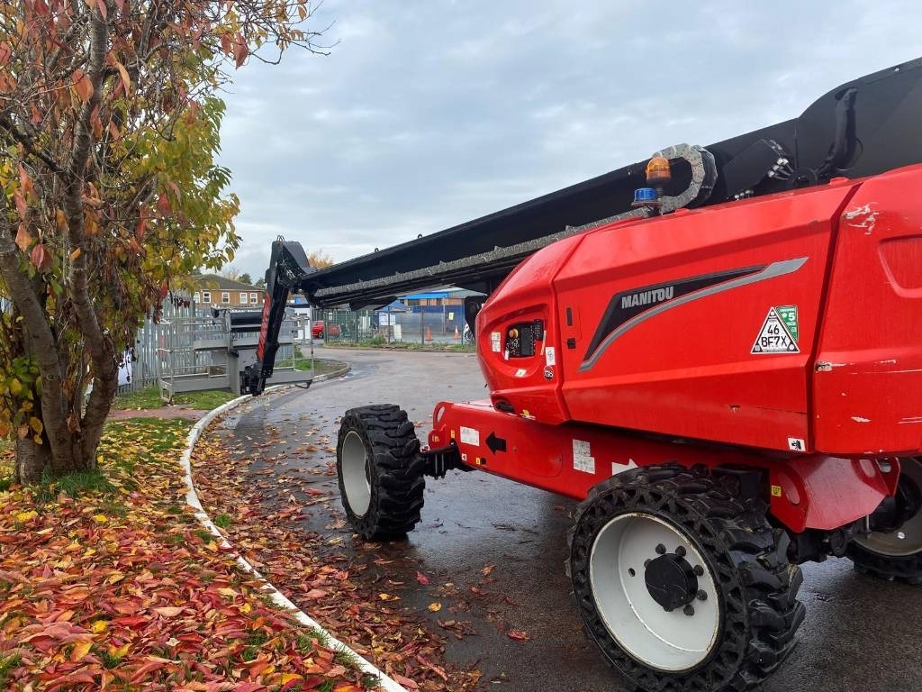 Teleskopbühne Manitou 280 TJ: das Bild 9