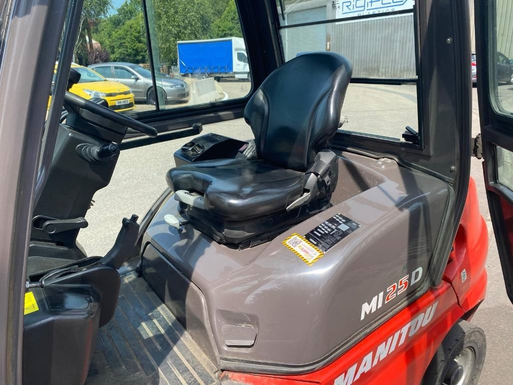 Dieselstapler Manitou Mi25D: das Bild 23 Dieselstapler Manitou Mi25D: das Bild 23