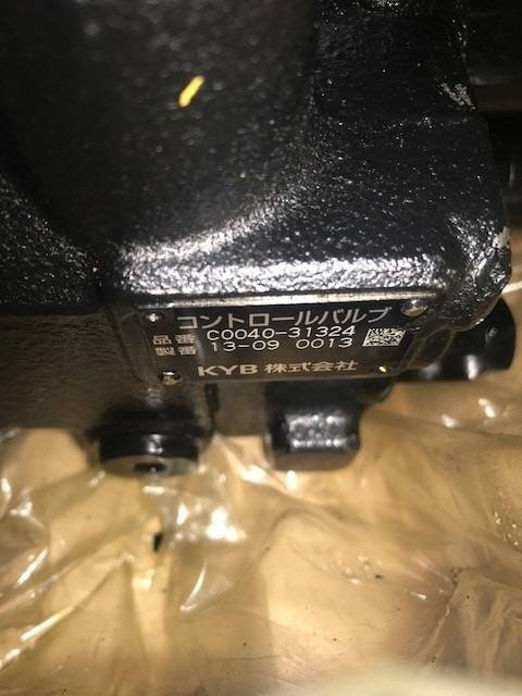 Control valve FC 4 valves - Hydraulik ventil für Flurförderzeug: das Bild 5 Control valve FC 4 valves - Hydraulik ventil für Flurförderzeug: das Bild 5