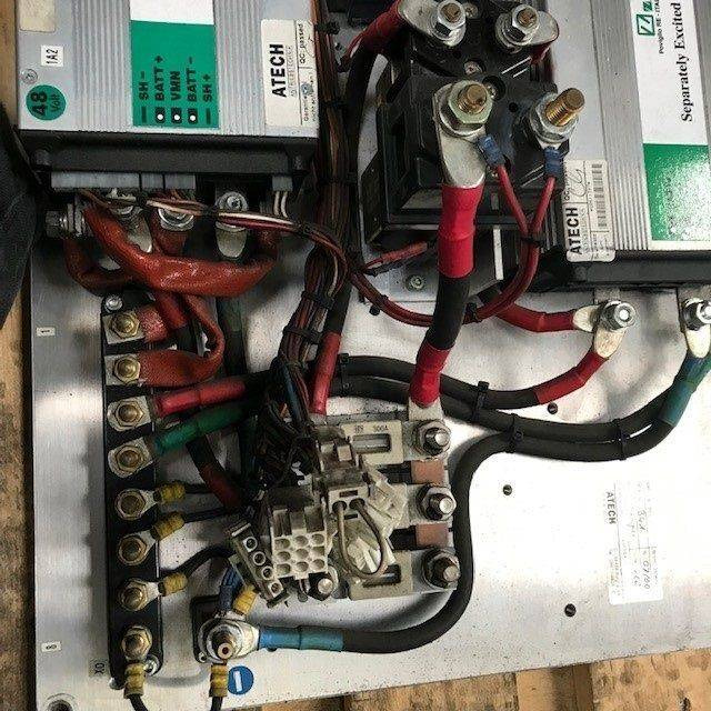 Steuergerät für Flurförderzeug Electronic control unit for Linde / Magaziner: das Bild 8 Steuergerät für Flurförderzeug Electronic control unit for Linde / Magaziner: das Bild 8