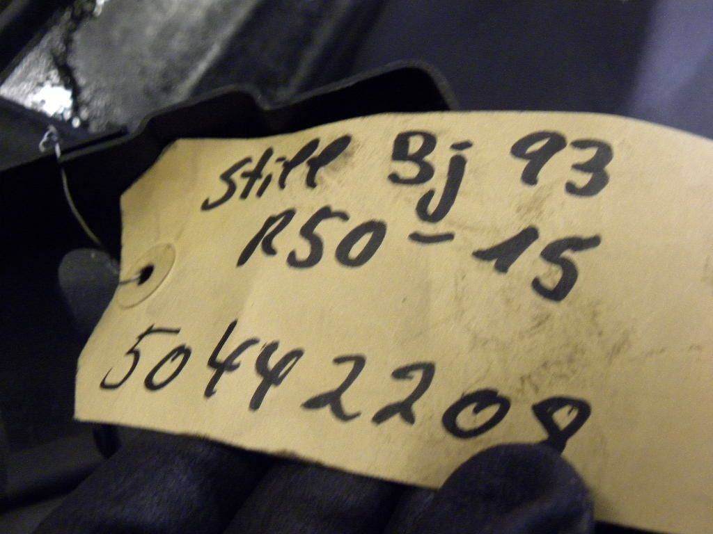 Hydraulic Lever Cover R50-15 - Karosserie und Außen für Flurförderzeug: das Bild 3 Hydraulic Lever Cover R50-15 - Karosserie und Außen für Flurförderzeug: das Bild 3