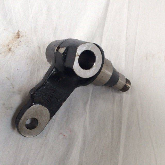 Knuckle, R.H. for Caterpillar - Achsschenkel für Flurförderzeug: das Bild 4 Knuckle, R.H. for Caterpillar - Achsschenkel für Flurförderzeug: das Bild 4