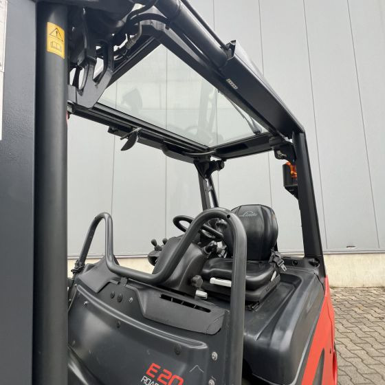 Elektrostapler Linde E20R (387) Roadster: das Bild 18