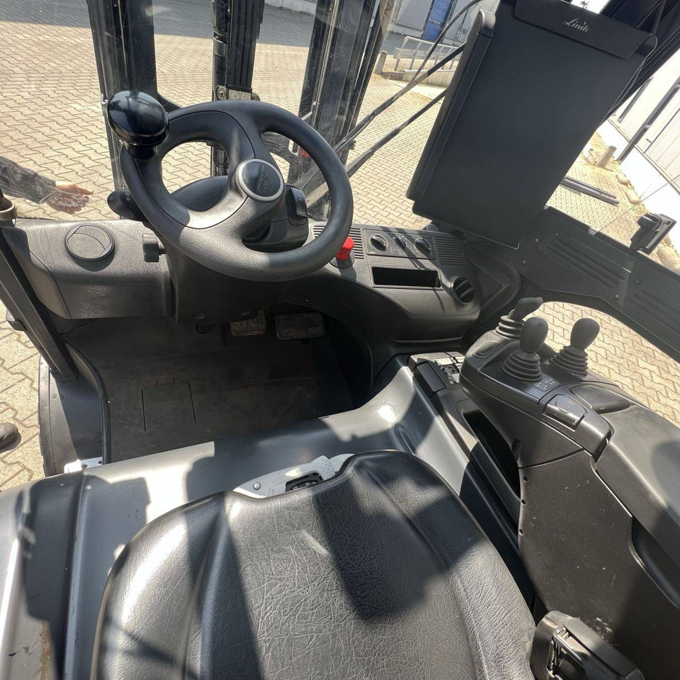 Elektrostapler Linde E30/600 HL (387): das Bild 6