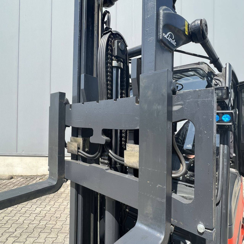 Elektrostapler Linde E30/600 HL (387): das Bild 14