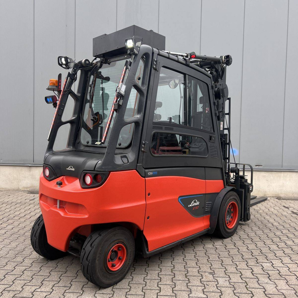 Linde E50/600HL (388) - Elektrostapler: das Bild 2 Linde E50/600HL (388) - Elektrostapler: das Bild 2