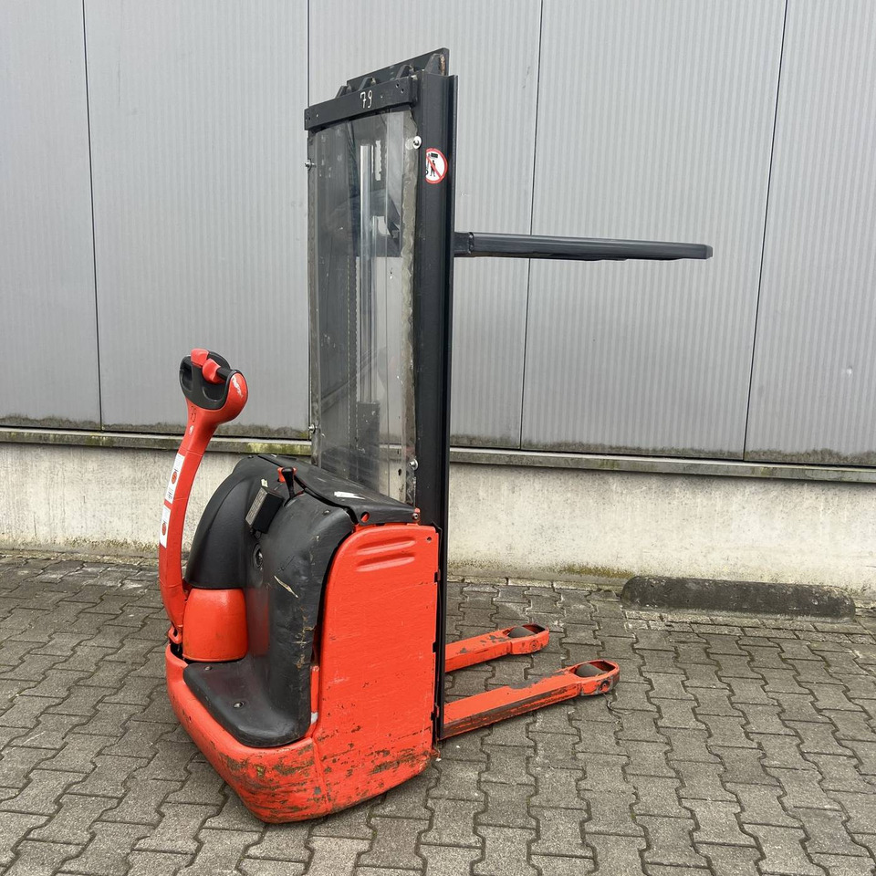 Linde L10 (379) - Hochhubwagen: das Bild 2 Linde L10 (379) - Hochhubwagen: das Bild 2