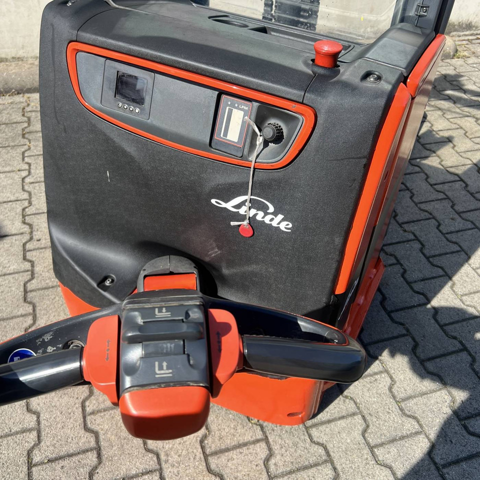 Linde L16 (1173) - Hochhubwagen: das Bild 5 Linde L16 (1173) - Hochhubwagen: das Bild 5