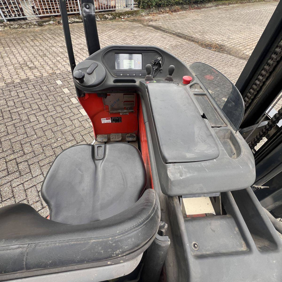 Linde R14 HD (1120) - Schubmaststapler: das Bild 5 Linde R14 HD (1120) - Schubmaststapler: das Bild 5