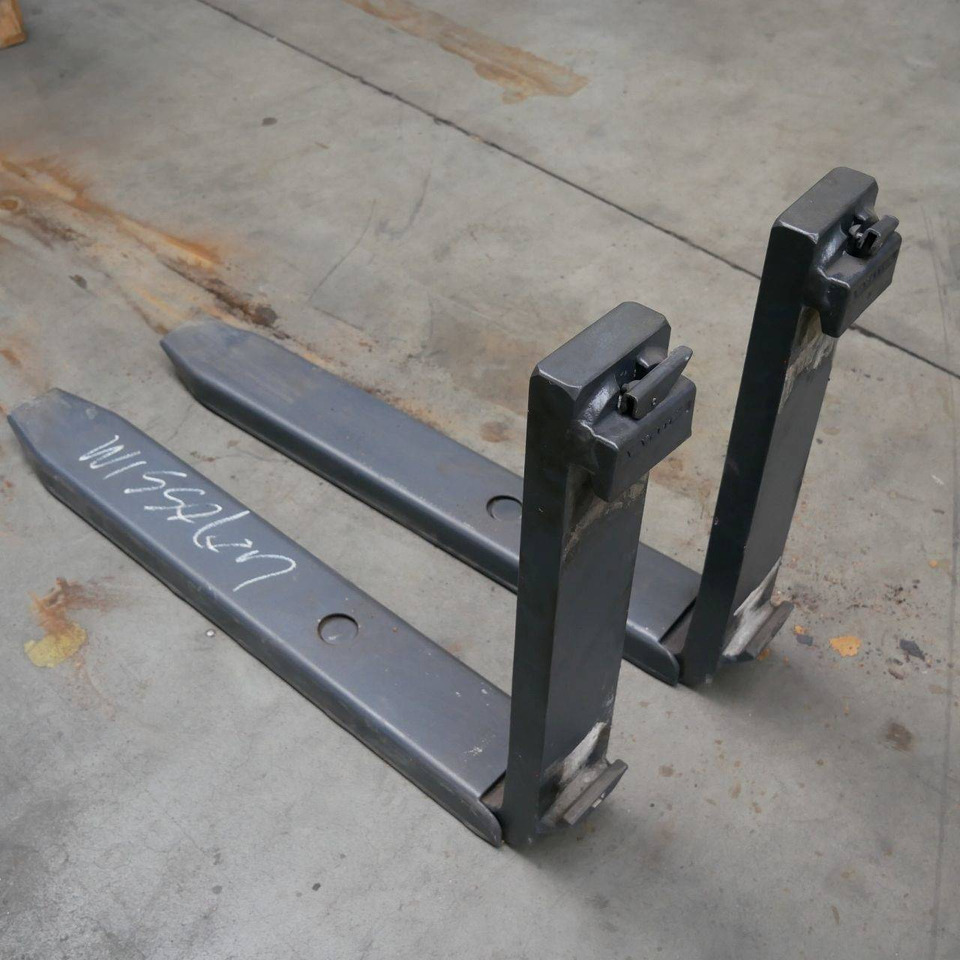 Manual Reachforks - Gabel: das Bild 1 Manual Reachforks - Gabel: das Bild 1