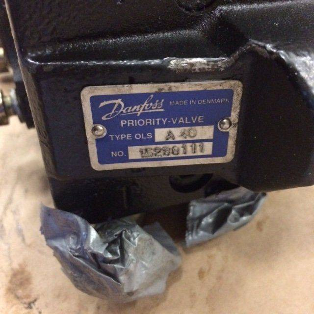 Steering unit with priority valve for Still R50-16 - Lenkung für Flurförderzeug: das Bild 5 Steering unit with priority valve for Still R50-16 - Lenkung für Flurförderzeug: das Bild 5