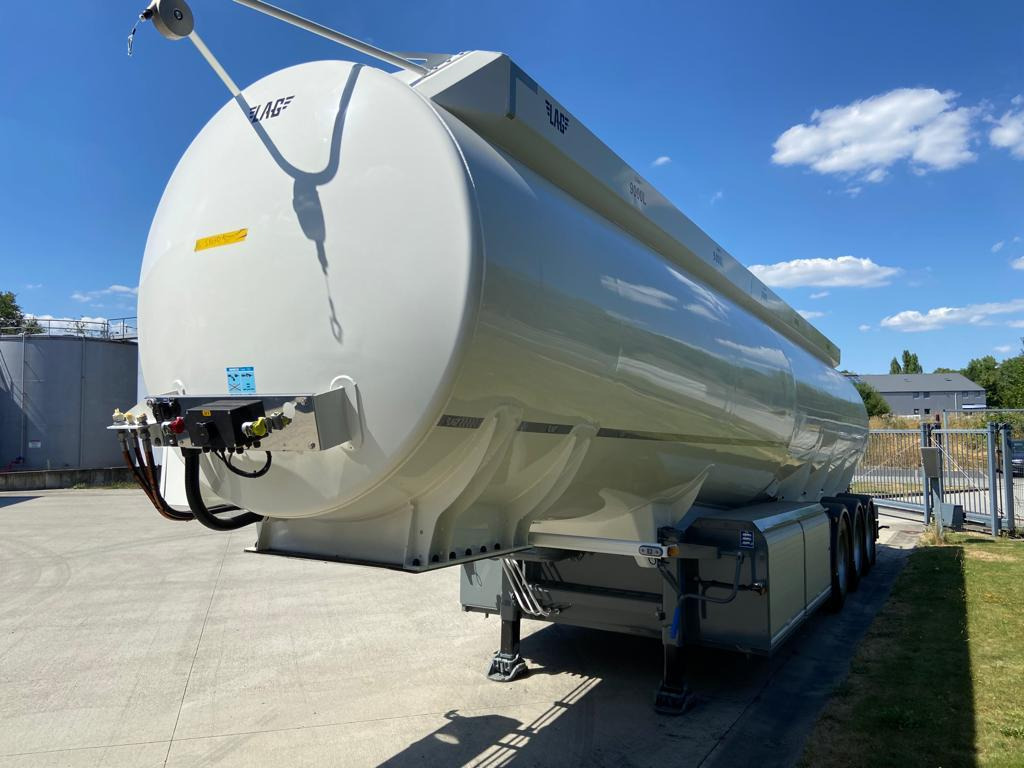 LAG - Tankauflieger: das Bild 1 LAG - Tankauflieger: das Bild 1