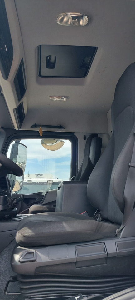 MERCEDES Antos - Tankwagen: das Bild 4 MERCEDES Antos - Tankwagen: das Bild 4