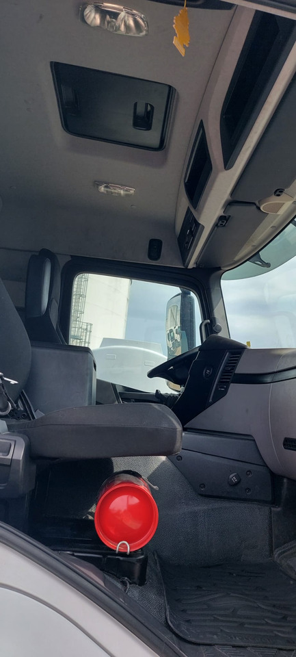 MERCEDES Antos - Tankwagen: das Bild 5 MERCEDES Antos - Tankwagen: das Bild 5