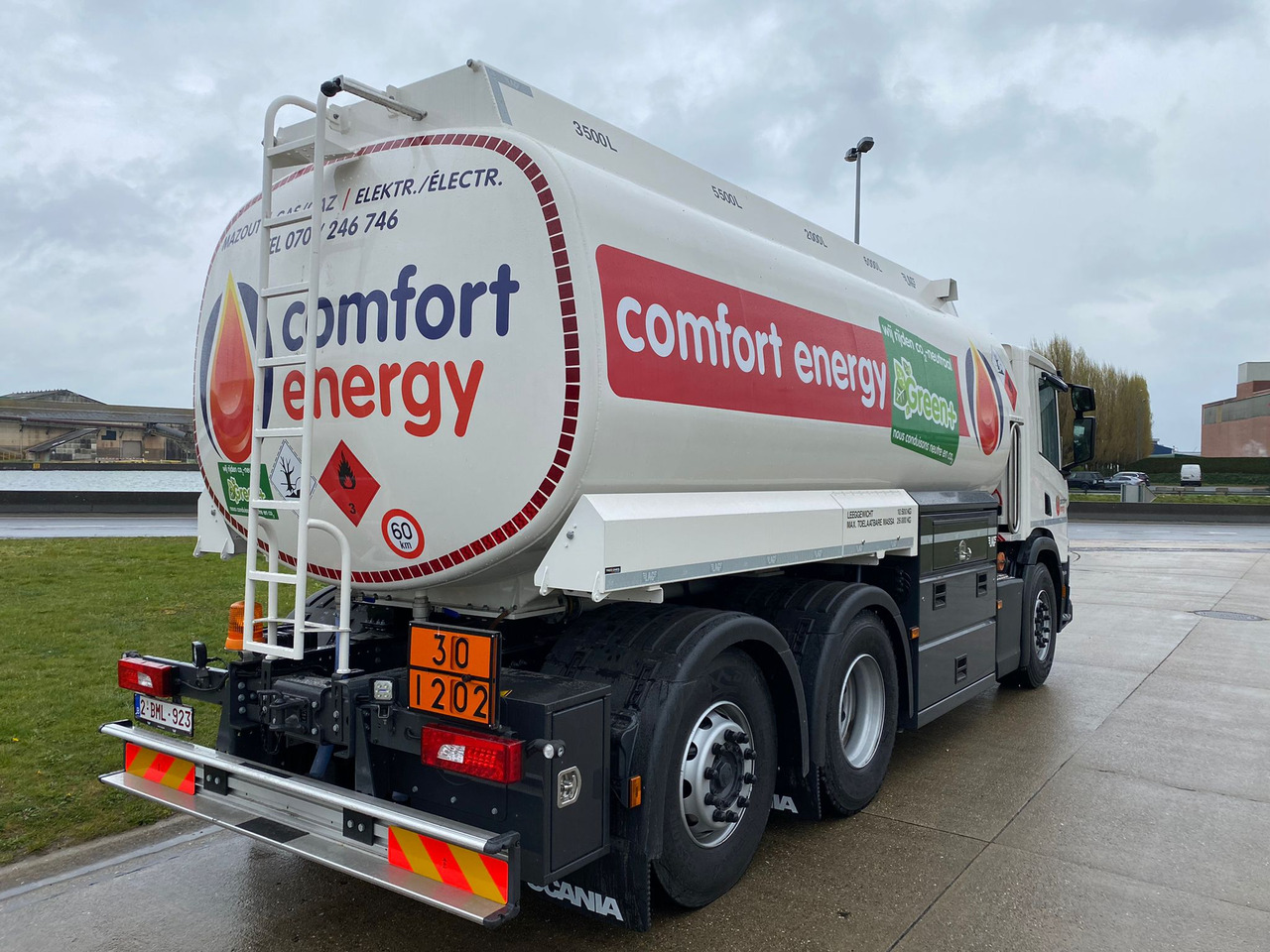 Tankwagen SCANIA P370: das Bild 7