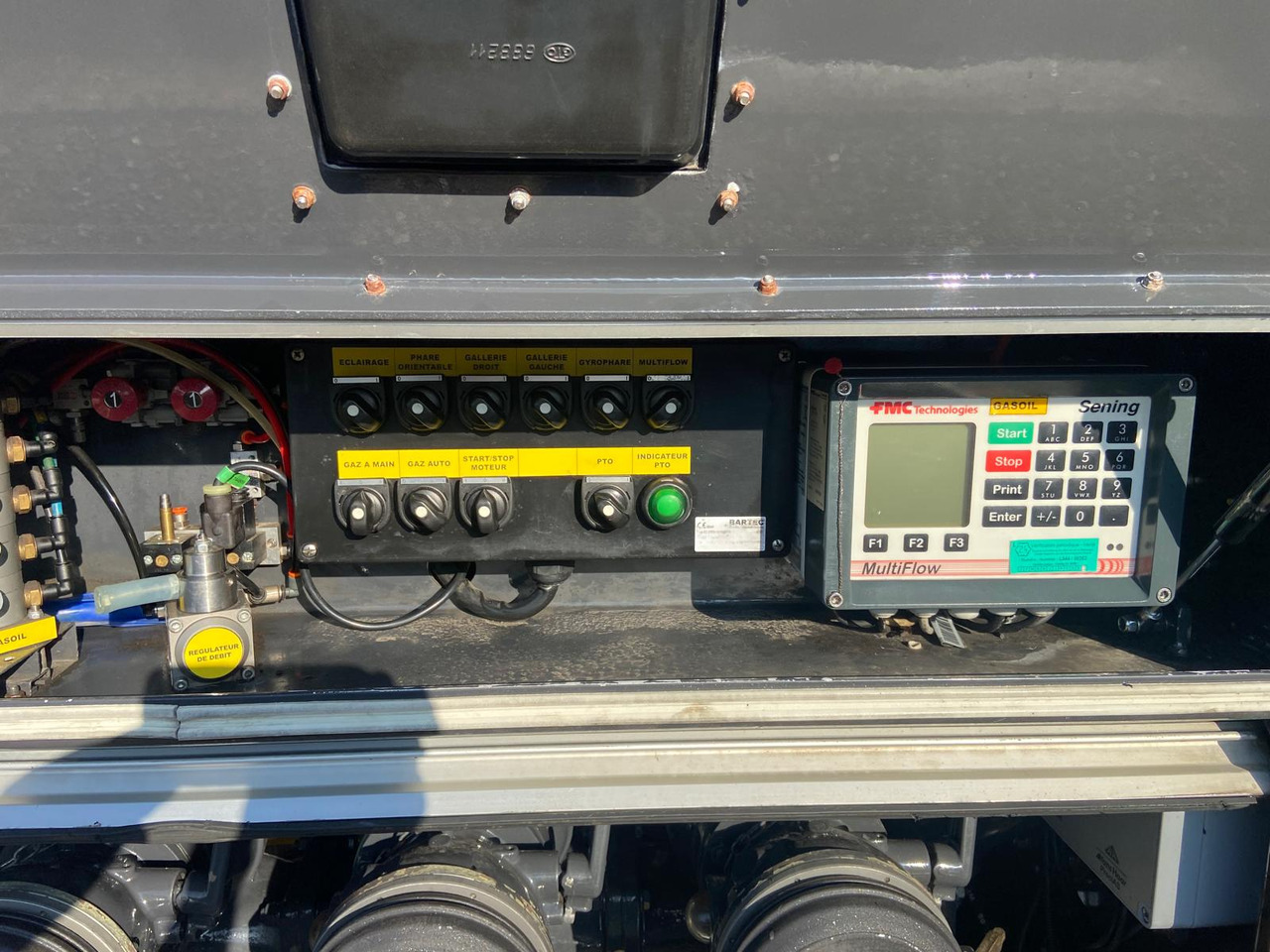 SCANIA P410 - Tankwagen: das Bild 4 SCANIA P410 - Tankwagen: das Bild 4