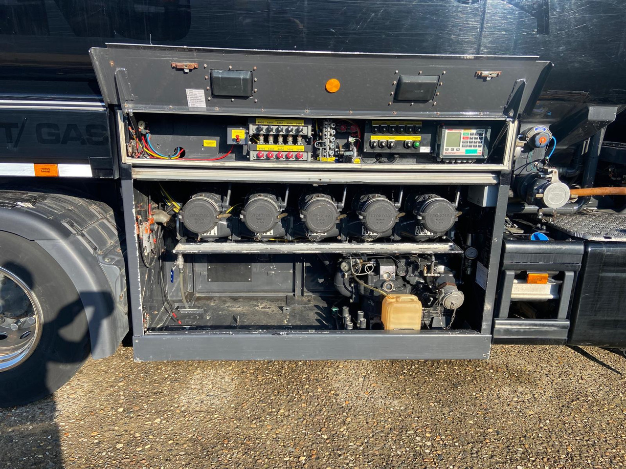 SCANIA P410 - Tankwagen: das Bild 3 SCANIA P410 - Tankwagen: das Bild 3