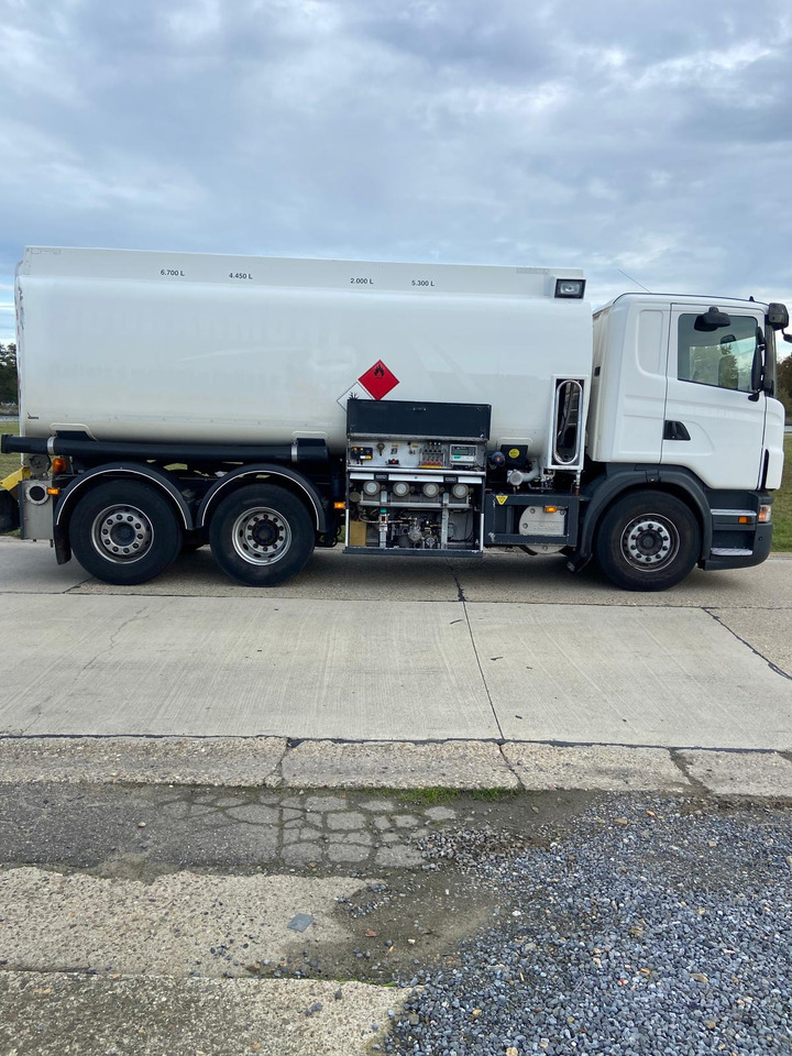 SCANIA PRT - Tankwagen: das Bild 2 SCANIA PRT - Tankwagen: das Bild 2