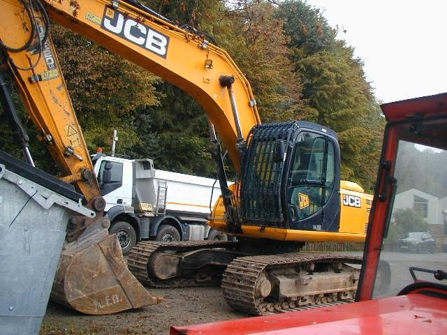 JCB JS220LCT4 JCB JS220LCT4 - Kettenbagger: das Bild 3 JCB JS220LCT4 JCB JS220LCT4 - Kettenbagger: das Bild 3