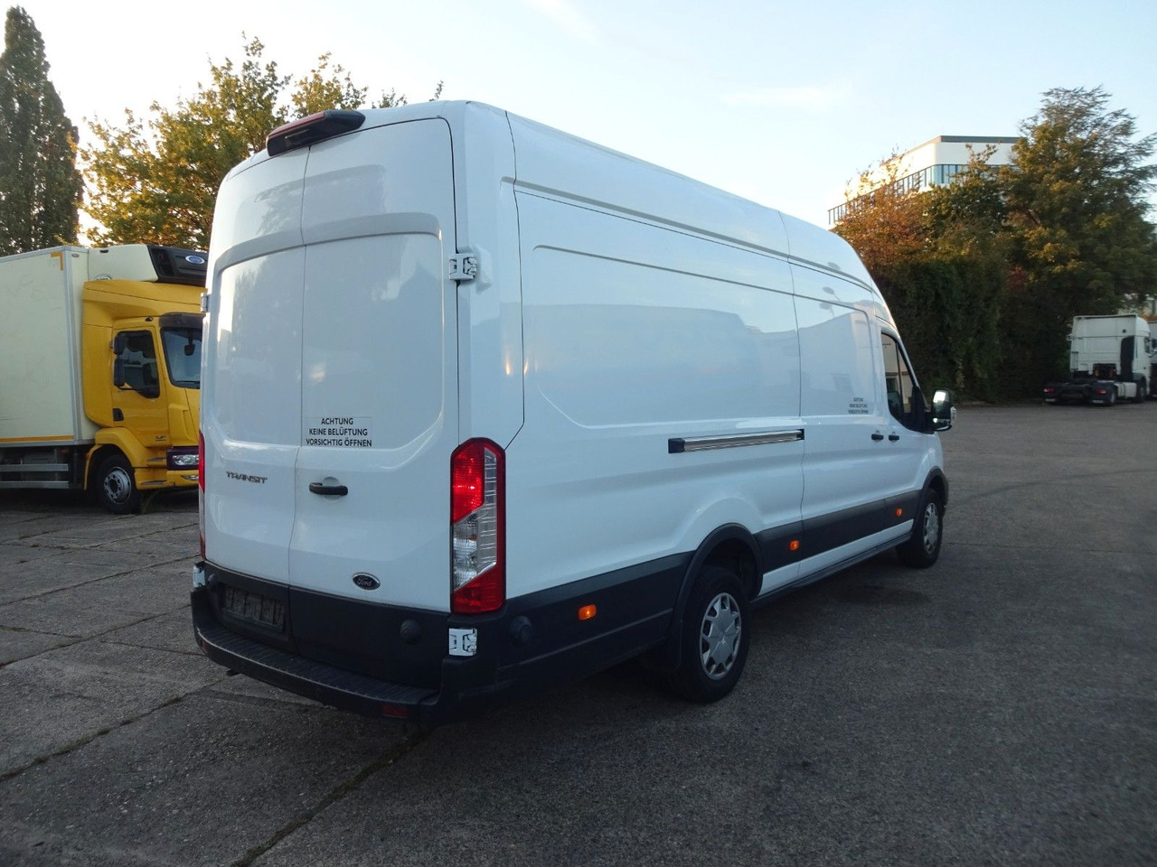 Ford Transit Kasten L4H2, Klima, Tempomat, Kamera - Kastenwagen: das Bild 5 Ford Transit Kasten L4H2, Klima, Tempomat, Kamera - Kastenwagen: das Bild 5