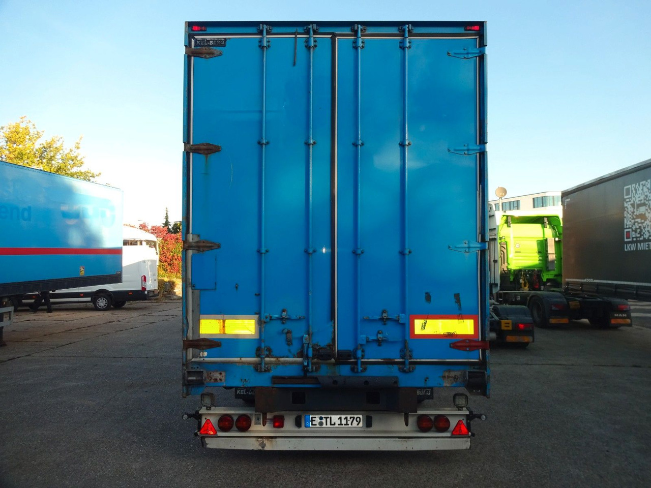 Kel-Berg 3 x Koffer, Doppelstock mit Balken - Koffer Auflieger: das Bild 4 Kel-Berg 3 x Koffer, Doppelstock mit Balken - Koffer Auflieger: das Bild 4