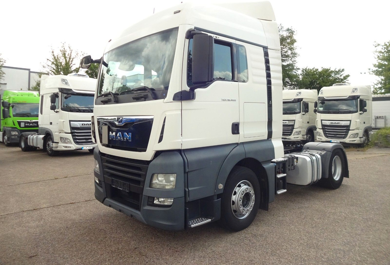 MAN TGX 18.460, XLX, Intarder, ACC - Sattelzugmaschine: das Bild 2 MAN TGX 18.460, XLX, Intarder, ACC - Sattelzugmaschine: das Bild 2