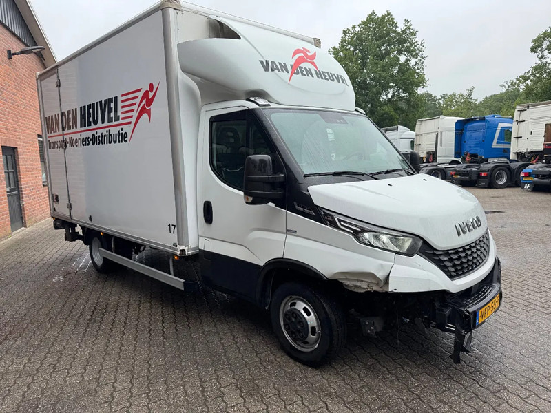Iveco Daily 35C18 Koffer Airco 750KG Laadklep LBW Automatic! - Kastenwagen: das Bild 2 Iveco Daily 35C18 Koffer Airco 750KG Laadklep LBW Automatic! - Kastenwagen: das Bild 2
