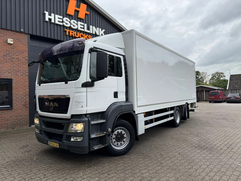 MAN TGS 26.320 Koffer Stuuras AHK 2500KG LBW 580.347KM! NL Truck - Koffer LKW: das Bild 1 MAN TGS 26.320 Koffer Stuuras AHK 2500KG LBW 580.347KM! NL Truck - Koffer LKW: das Bild 1