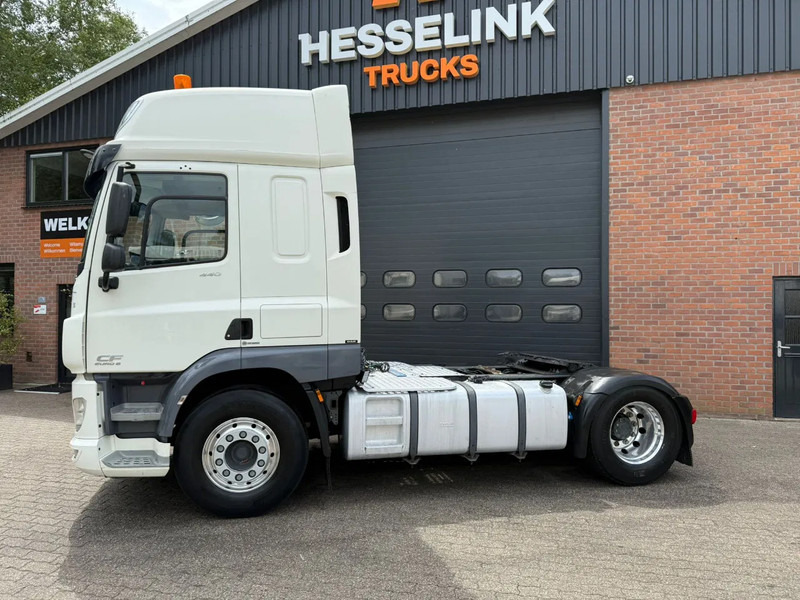 DAF CF 440 4X2 Space Cab Side skirts ACC NL Truck - Sattelzugmaschine: das Bild 2 DAF CF 440 4X2 Space Cab Side skirts ACC NL Truck - Sattelzugmaschine: das Bild 2