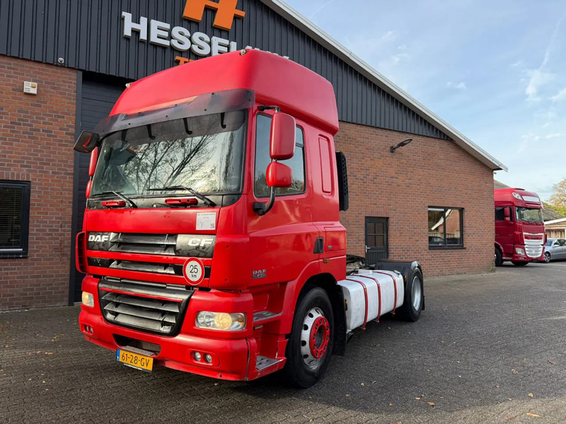 DAF CF 85.410 MMBS! Lanbouwkenteken, handgeschakeld, pto voorbereiding - Sattelzugmaschine: das Bild 1 DAF CF 85.410 MMBS! Lanbouwkenteken, handgeschakeld, pto voorbereiding - Sattelzugmaschine: das Bild 1