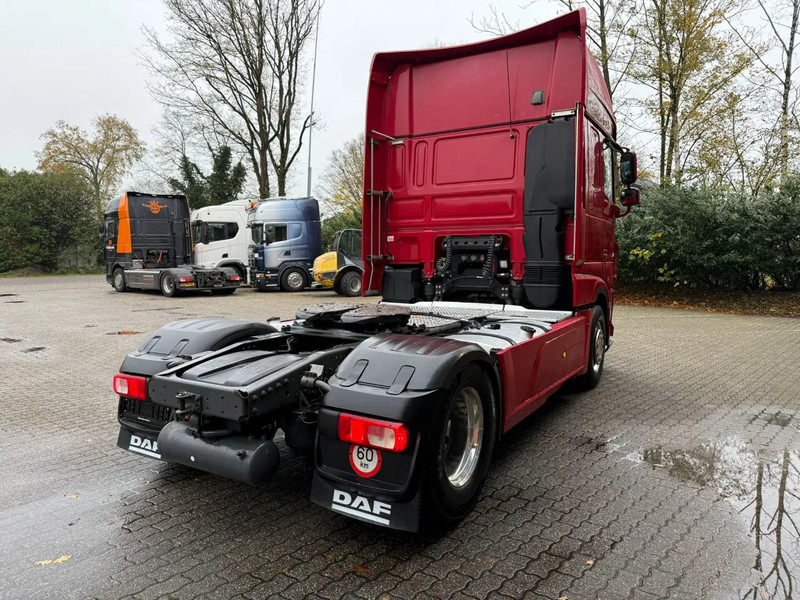 DAF XF 480 4X2 SSC Super Space 2X Tank Retarder Standairco EURO 6D Smarttacho 2 - Sattelzugmaschine: das Bild 3 DAF XF 480 4X2 SSC Super Space 2X Tank Retarder Standairco EURO 6D Smarttacho 2 - Sattelzugmaschine: das Bild 3