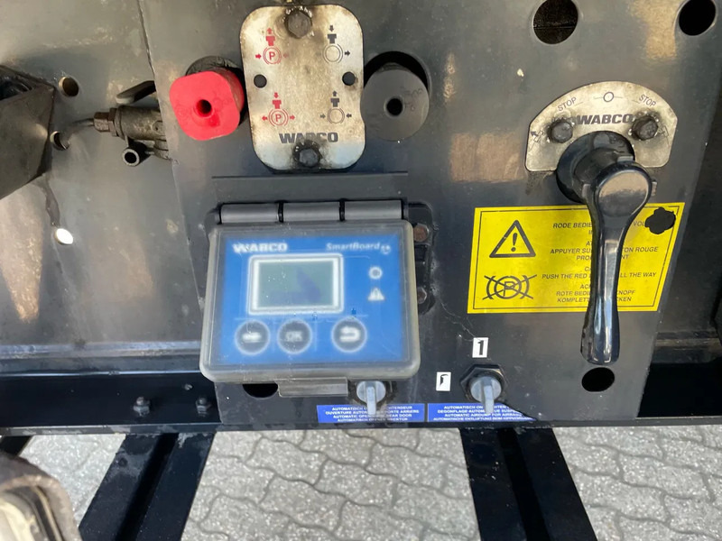 Kipper Auflieger Stas S300CX 60m3 Liftas Naloop stuuras: das Bild 11 Kipper Auflieger Stas S300CX 60m3 Liftas Naloop stuuras: das Bild 11