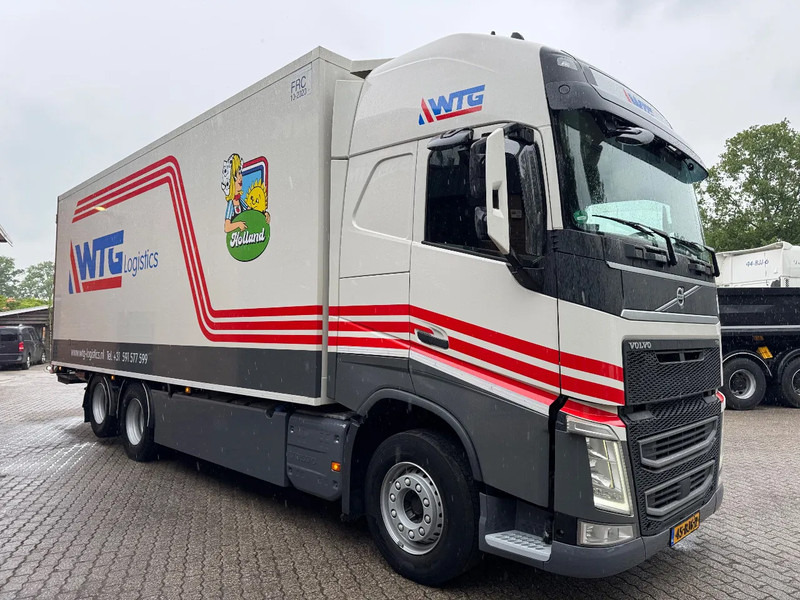 Volvo FH 500 6X2 Thermo King D+E AHK Globetrotter XL Standairco NL Truck - Isotherm LKW: das Bild 2 Volvo FH 500 6X2 Thermo King D+E AHK Globetrotter XL Standairco NL Truck - Isotherm LKW: das Bild 2
