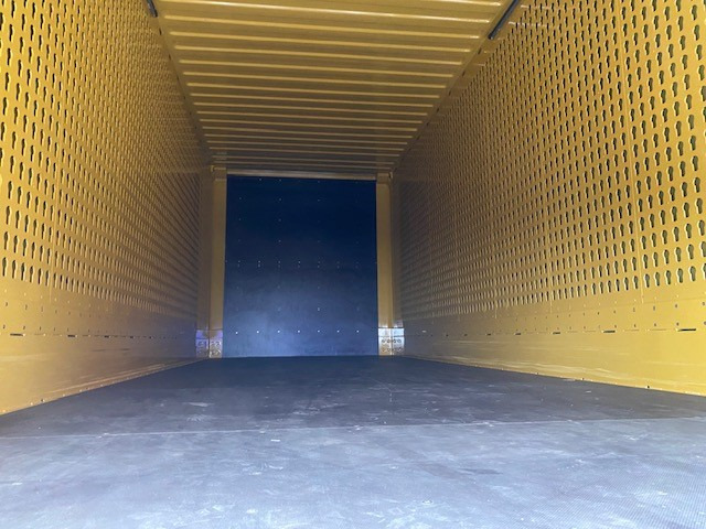 CIMC BDF-System 7.450 mm, LACK NEU in RAL 9010 - Premium Lackierung - Kofferaufbau: das Bild 3 CIMC BDF-System 7.450 mm, LACK NEU in RAL 9010 - Premium Lackierung - Kofferaufbau: das Bild 3
